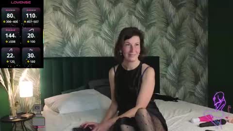 lia_reyn online show from 12, 9, 2025