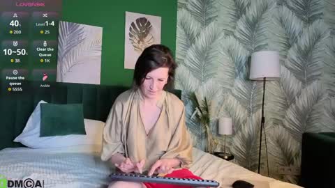 Snapshot of lia_reyn chatting on 6, 5, 2026 lia_reyn online show from 6, 5, 2026