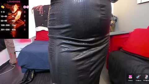 Snapshot of lia_taylorr1 chatting on 5, 2, 2025 Lia Taylor online show from 5, 2, 2025