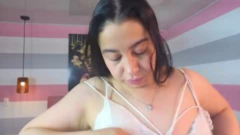 Snapshot of lia_valentino chatting on 14, 7, 2026 LIA online show from 14, 7, 2026