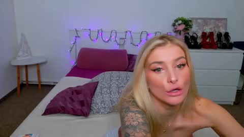 Lia online show from 6, 2, 2026