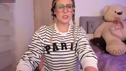 Lia  online show from 18, 12, 2025