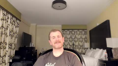 Liam online show from 8, 2, 2025