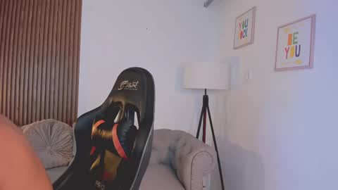 Liam Collins online show from 9, 10, 2025