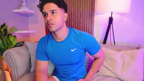 Liam Collins online show from 4, 12, 2025