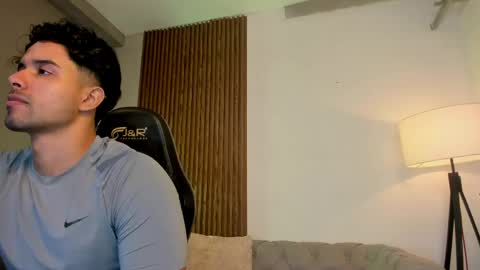 Snapshot of liam_colliins chatting on 6, 6, 2026 Liam Collins online show from 6, 6, 2026