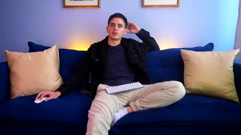 Liam online show from 9, 12, 2024