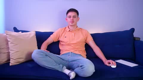 Liam online show from 28, 2, 2025