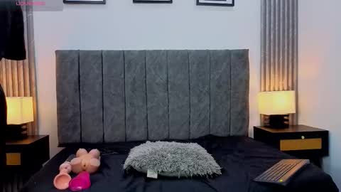 Liam forest  online show from 23, 9, 2025