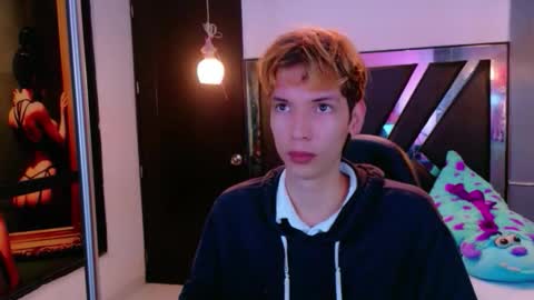 liam_green1 online show from 7, 2, 2026