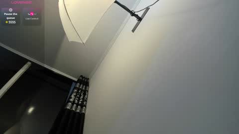 LIAM KLEIN online show from 1, 2, 2025