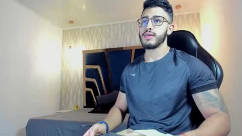 LIAM KLEIN online show from 20, 3, 2026