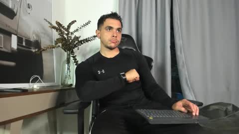 Liam online show from 30, 11, 2025