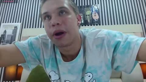 Snapshot of liam_york chatting on 2, 12, 2025 liam_york online show from 2, 12, 2025