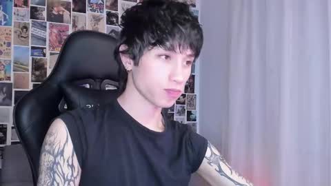 Liam online show from 6, 3, 2025