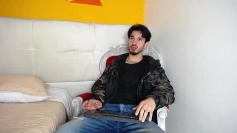 LiamLuxe online show from 18, 12, 2024