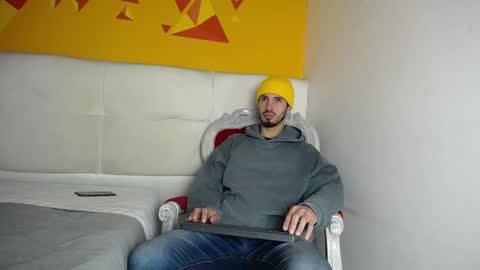 LiamLuxe online show from 21, 1, 2025