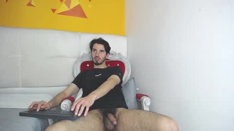 LiamLuxe online show from 21, 1, 2025