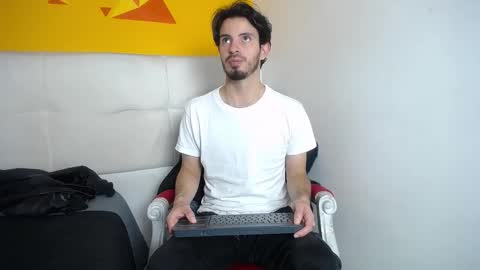 LiamLuxe online show from 14, 2, 2025
