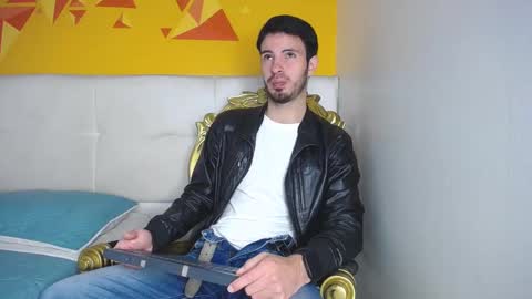 LiamLuxe online show from 7, 10, 2025