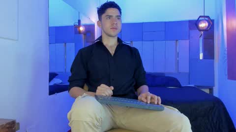 Snapshot of liamnovak chatting on 1, 2, 2026 Liam online show from 1, 2, 2026