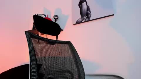 liam online show from 4, 3, 2025