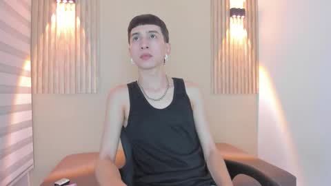 lian_cameron online show from 12, 2, 2026