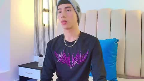 lian_cameron online show from 19, 3, 2026