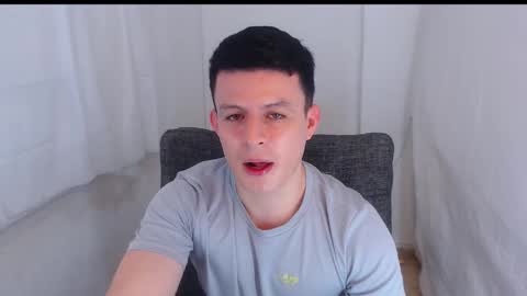 lian_eathan online show from 2, 2, 2026