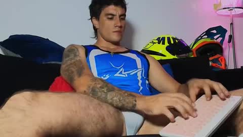 Lian Oconner online show from 10, 11, 2025