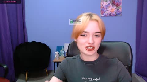 Snapshot of liana_kisses chatting on 16, 1, 2025 Little Liana online show from 16, 1, 2025