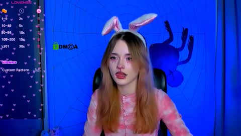 Snapshot of liana_kisses chatting on 21, 10, 2025 Little Liana online show from 21, 10, 2025