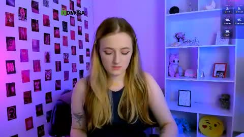 Snapshot of liana_kisses chatting on 7, 7, 2026 Little Liana online show from 7, 7, 2026