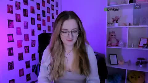 Snapshot of liana_kisses chatting on 18, 7, 2026 Little Liana online show from 18, 7, 2026