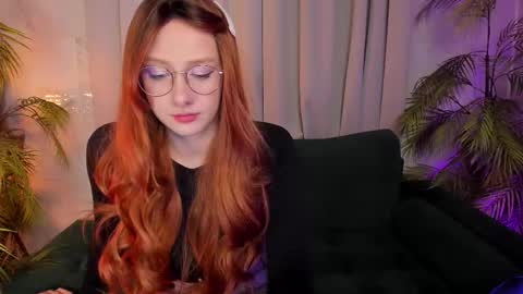 Snapshot of liana_ln chatting on 1, 11, 2025 Liana online show from 1, 11, 2025