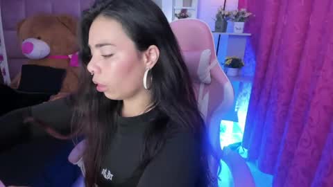 liany_taylor online show from 16, 4, 2026