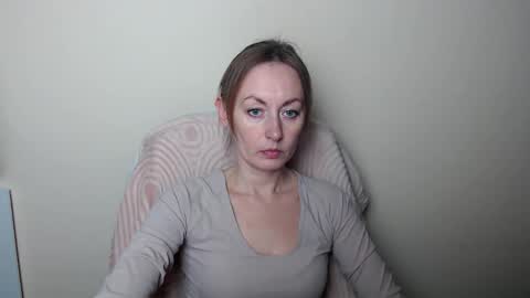 Snapshot of liasais_ chatting on 6, 4, 2026 Lia online show from 6, 4, 2026