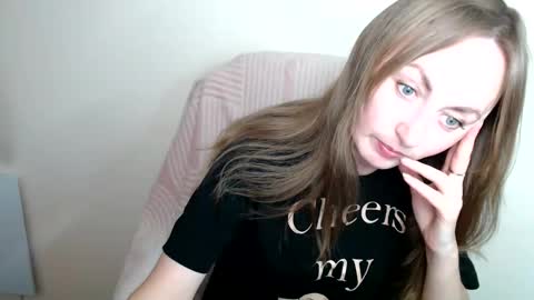 Lia online show from 12, 5, 2026