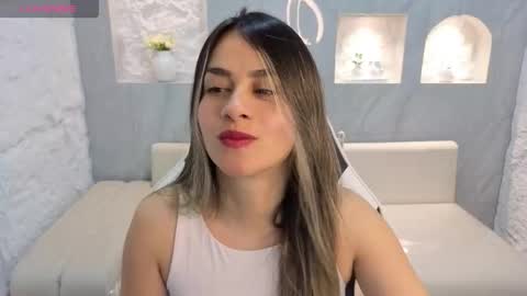 Snapshot of liat_white_tx chatting on 4, 12, 2025 Online 800 to 1400 online show from 4, 12, 2025