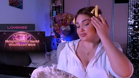 libra_mia online show from 1, 12, 2025