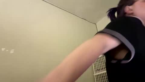 AllieAustyn online show from 23, 2, 2025