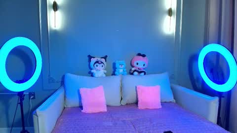 Lihn Pham online show from 20, 12, 2025