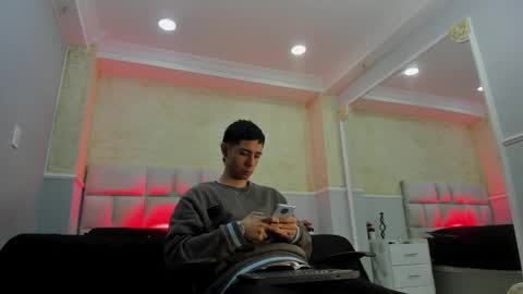 Snapshot of liiamhudson_ chatting on 17, 2, 2025 L I I A M online show from 17, 2, 2025