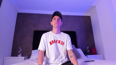 Snapshot of liiamhudson_ chatting on 19, 2, 2025 L I I A M online show from 19, 2, 2025