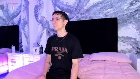 Snapshot of liiamhudson_ chatting on 3, 3, 2026 L I I A M online show from 3, 3, 2026