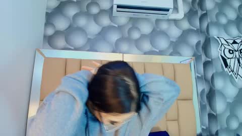 Snapshot of liil_miia chatting on 2, 2, 2026 Miia online show from 2, 2, 2026