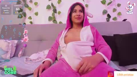 Snapshot of liiliith_1 chatting on 7, 7, 2026 liiliith_1 online show from 7, 7, 2026