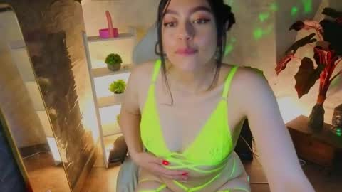 Snapshot of liisa_thompson_ chatting on 29, 5, 2026 liisa_thompson_ online show from 29, 5, 2026