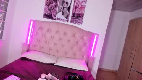 Snapshot of liittle__baby chatting on 4, 2, 2026 Valery online show from 4, 2, 2026