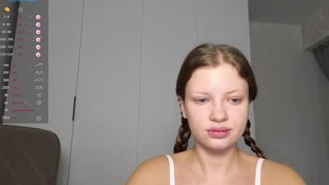 Call me Anna online show from 8, 10, 2025